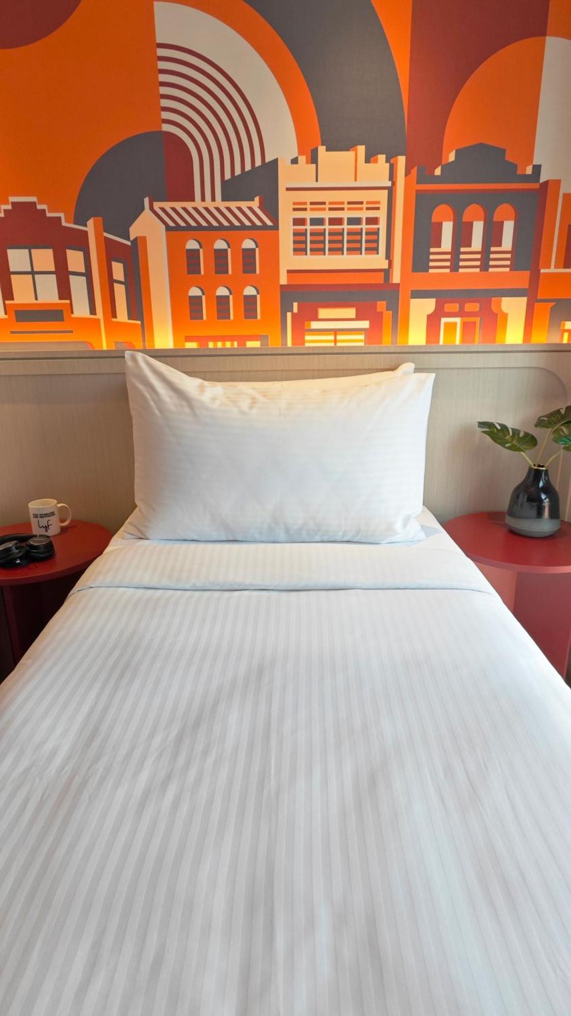 Отель Lyf Georgetown Penang Экстерьер фото