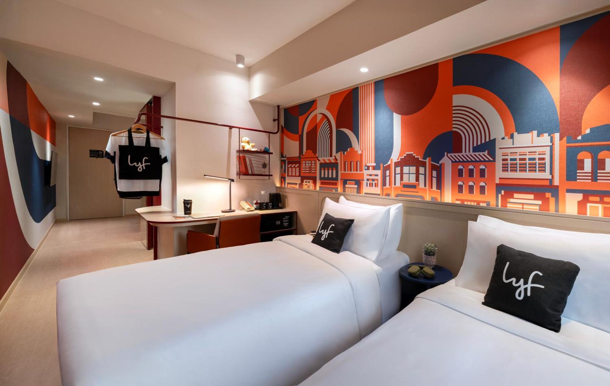 Отель Lyf Georgetown Penang Экстерьер фото